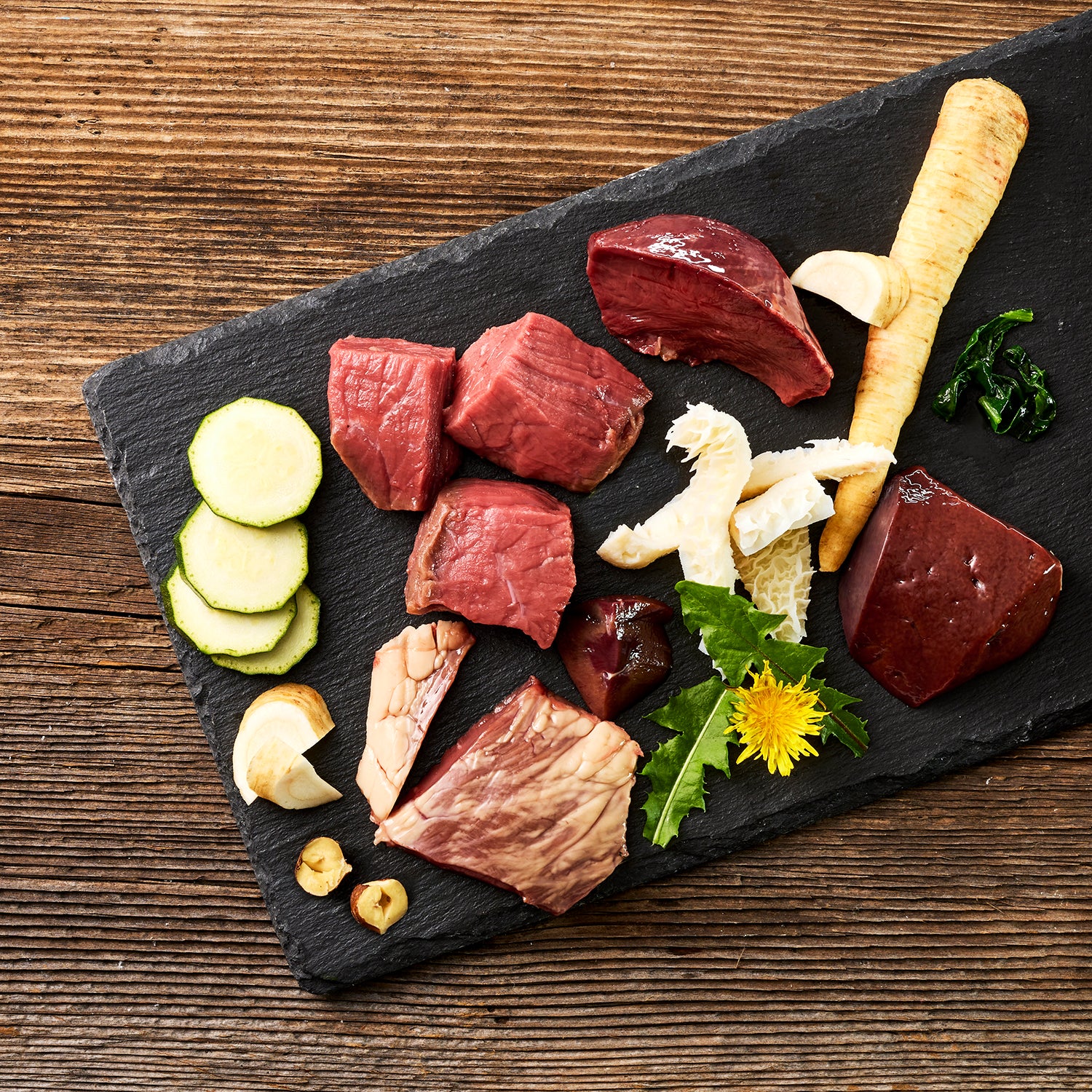 Essen, Präsentation des Essens, Fleisch, Schwein